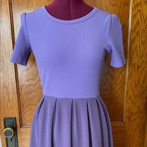 SOLD - LuLaRoe S Amelia Dress